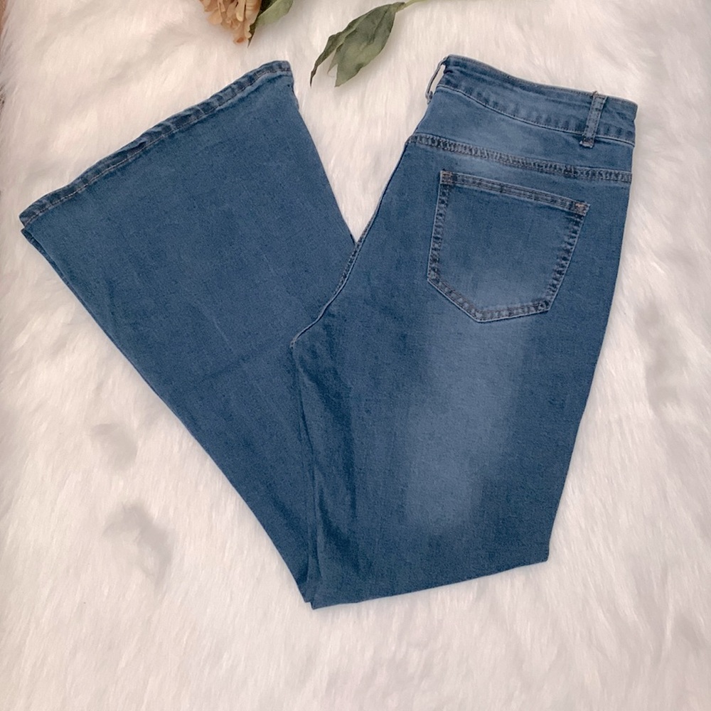 Bamboo flare Bottom jeans sz 15